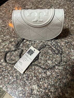 Tory Burch Fleming Soft Distressed Mini Chain Wallet